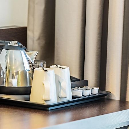 Premier Inn Stuttgart City Europaviertel Ngoại thất bức ảnh