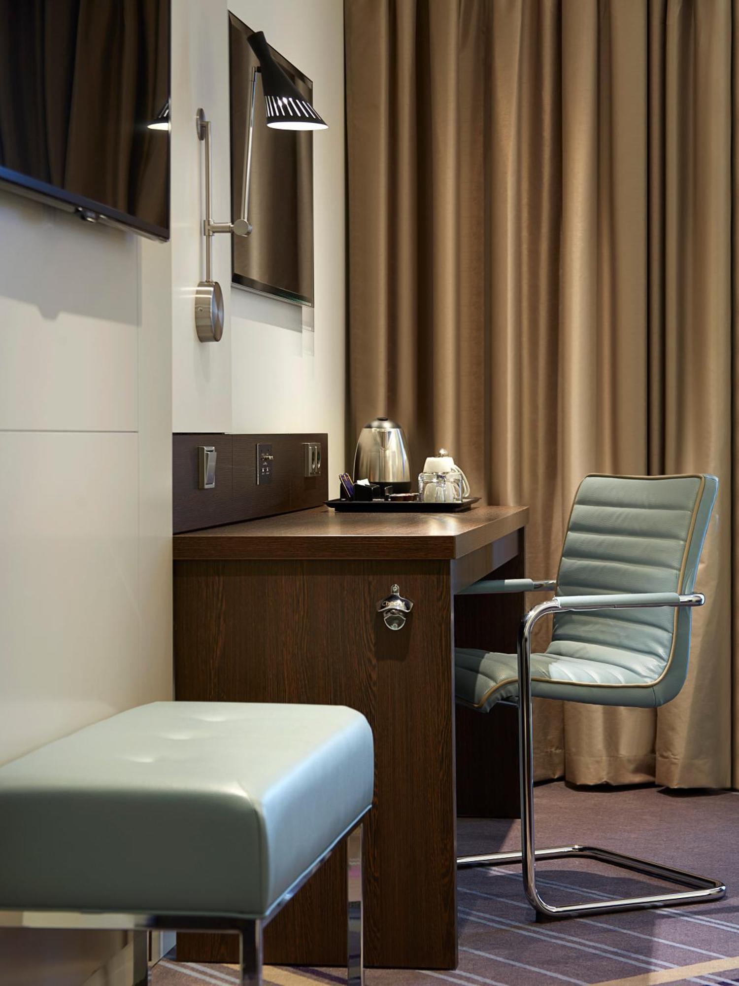 Premier Inn Stuttgart City Europaviertel Ngoại thất bức ảnh