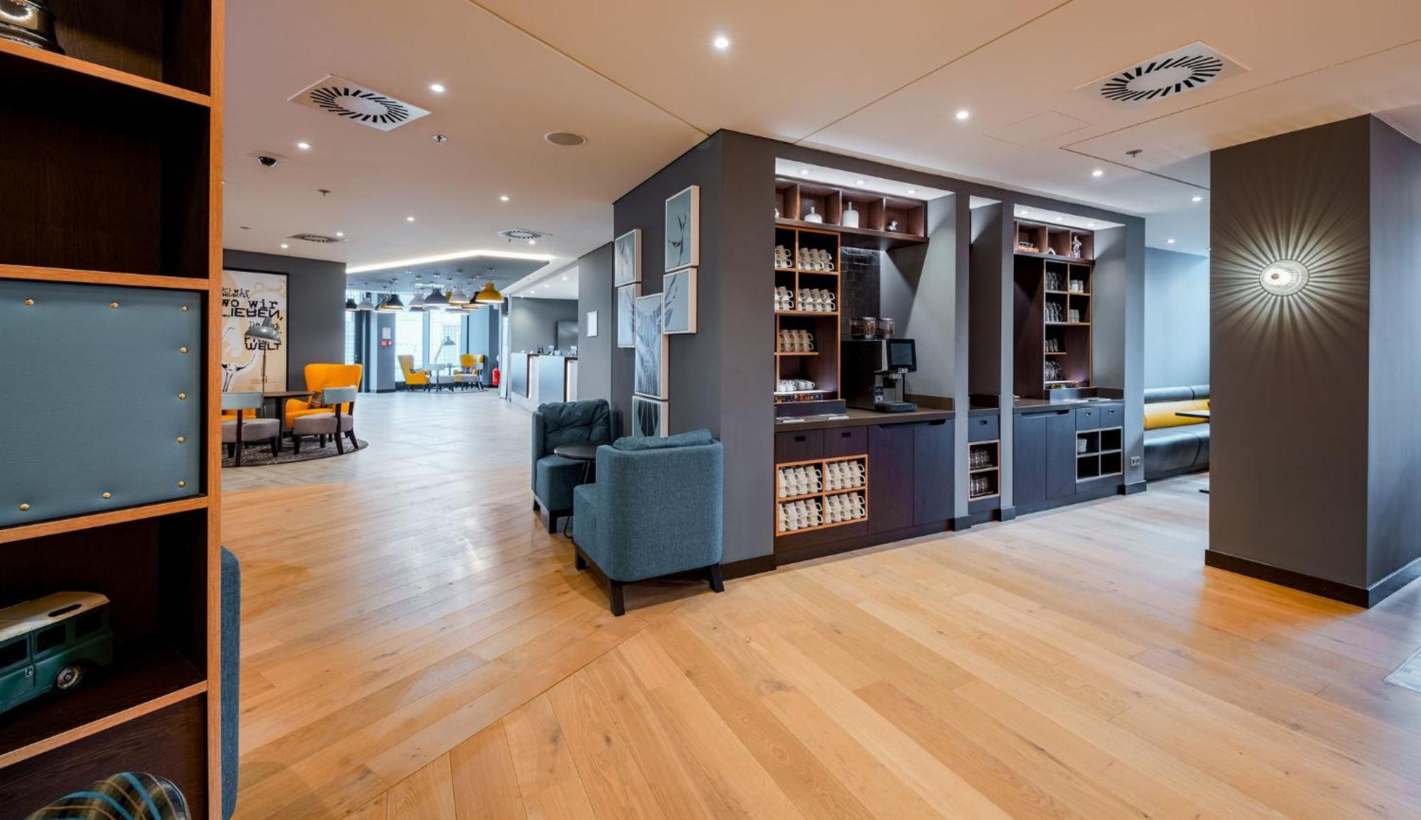 Premier Inn Stuttgart City Europaviertel Ngoại thất bức ảnh